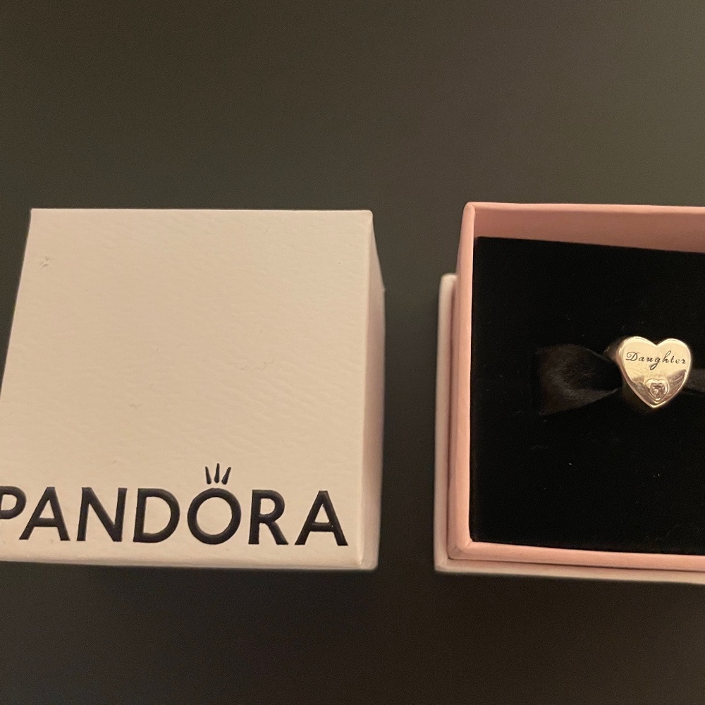 NWOT Pandora Daughter Heart Charm